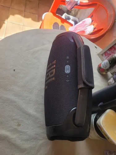 Vendo uma jbl bombox 3