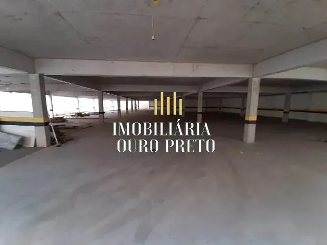 Galpão 1000m2 para locação no bairro Santa Mônica.