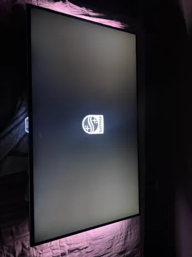 Phillips 4K Ultra HD Smart TV Android 49?