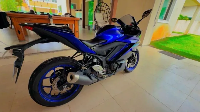 Yamaha YZF R-3 321 2025