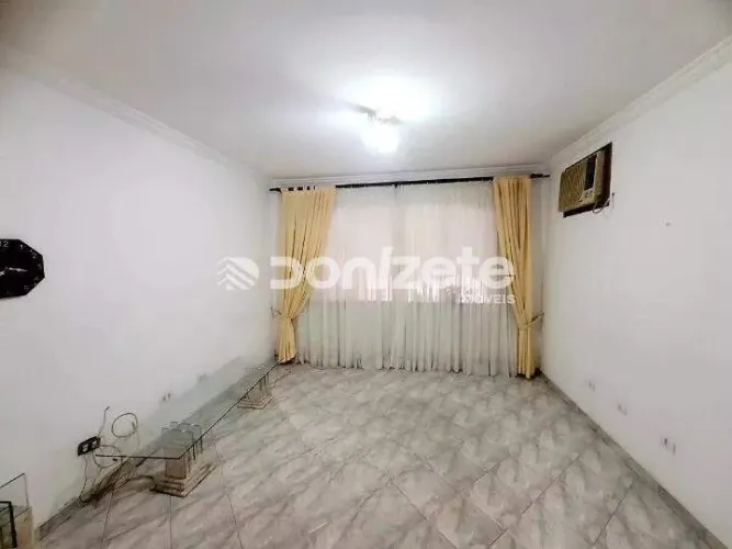 Casa residencial à venda em Santo André (Parque Jaçatuba) com 4 dormitórios