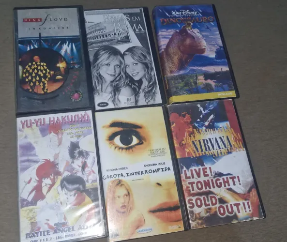 6 vhs gravados com capa dura