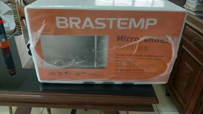 Micro-ondas Brastemp 20L Inox Espelhado BMS20AR 220V Novo na Caixa