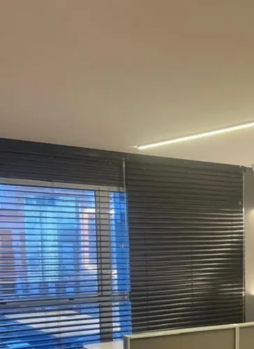 Persiana Primeira Linha Preta 1,50X2,00 