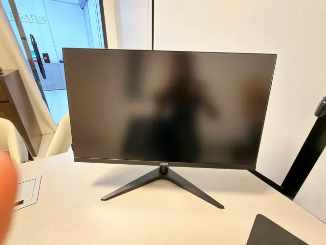 Monitor AOC 21?5
