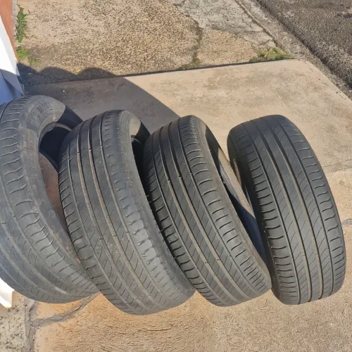 Pneus Michelin usados 185x60x15