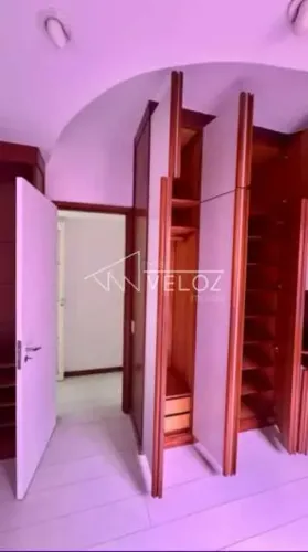 Apartamento : / Residencial / Lagoa