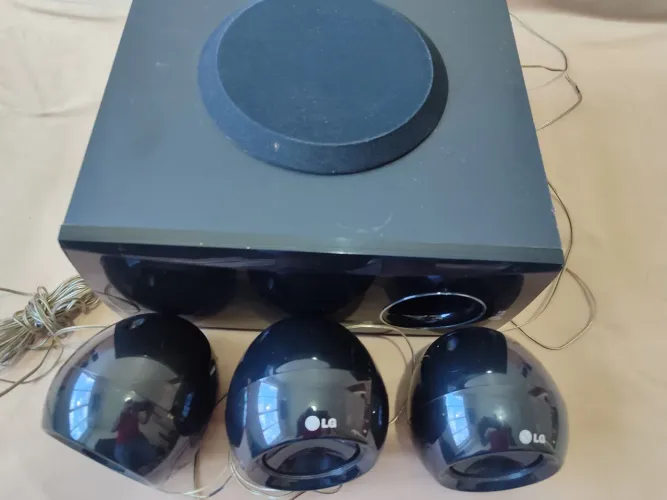 Caixas de som LG 3.1