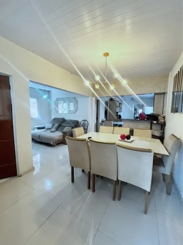 CASA NA ENTRADA DO SÃO BERNARDO PRÓXIMO AO ASSAI E POSTO PETROBRAS