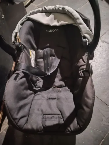 Bebê conforto Kiddo