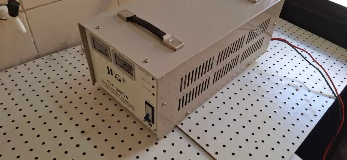 Estabilizador JNG SVC-50 5000VA