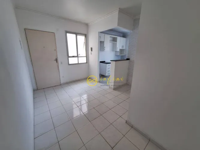 Apartamento com 2 Quartos à venda, 45 m² por R$ 180.000 - Condomínio Pássaros - Sorocaba/S