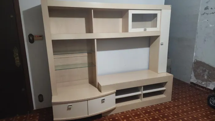 (Estante nova )Quem tiver interesse me chamar no whtas( * )