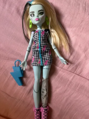 Boneca Frankie Budget - Monster High