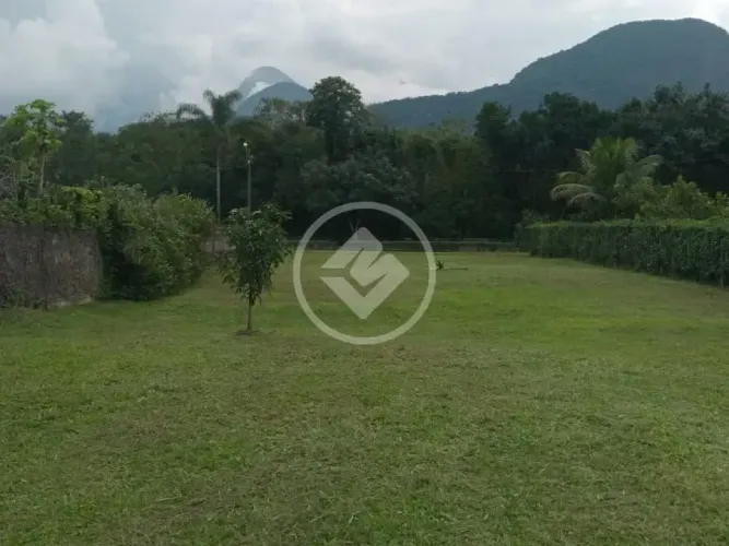TERRENO GUAPIMIRIM | COTIA | R$ 330.000,00 | CACHOEIRA PRIVATIVA codigo: 343901