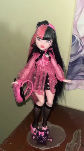 draculara g3 core doll