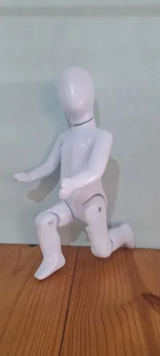 Manequim bebê  articulado 