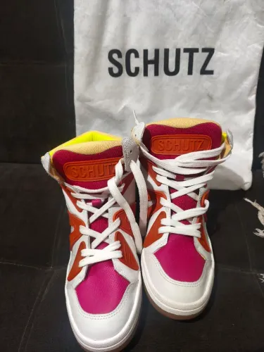 tênis feminino sneakers schutz cano alto couro branco 38