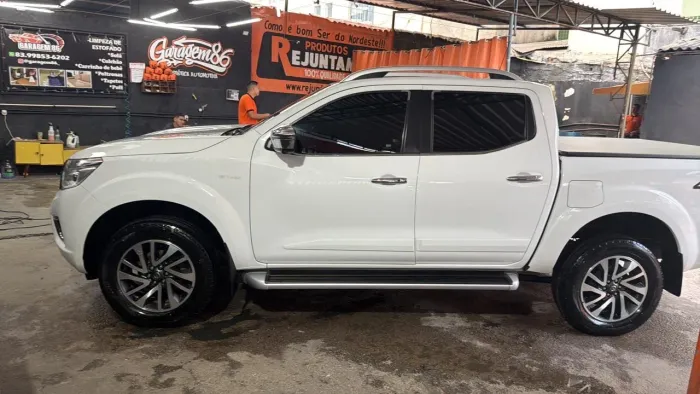 Nissan Frontier LE CD 4X4 2.3 Bi-TB Diesel Aut. 2021