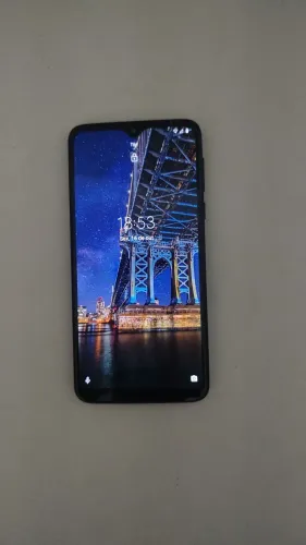 Vendo Celular Motorola Moto G8 play