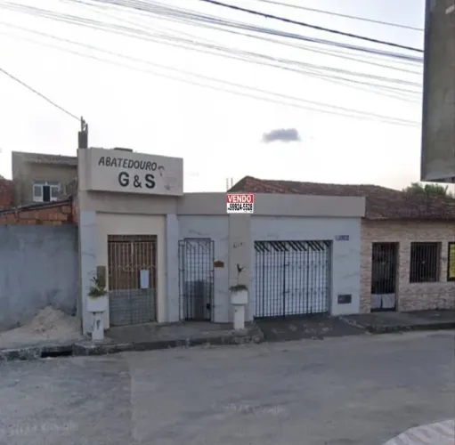 Casa 2/4 com ponto comercial no loteamento Novo Horizonte
