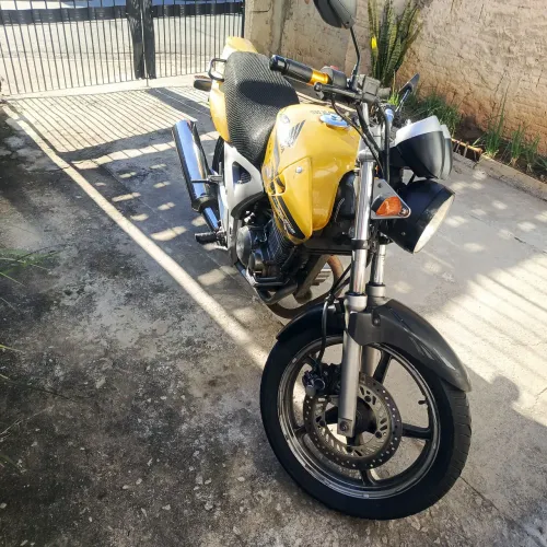 Vendo ou troco por carro e pago a diferença caso necessário