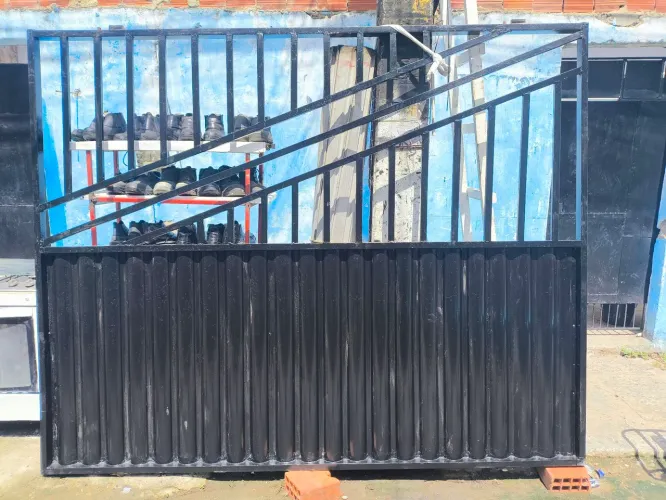 PORTÃO DE CORRER METALON COMPLETO LARGURA 255 X 210 ALTURA <br>R$ 1.199,00