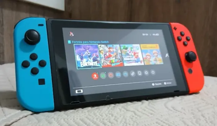 Nintendo Switch V2 + Jogos em mídia FÍSICA e DIGITAL