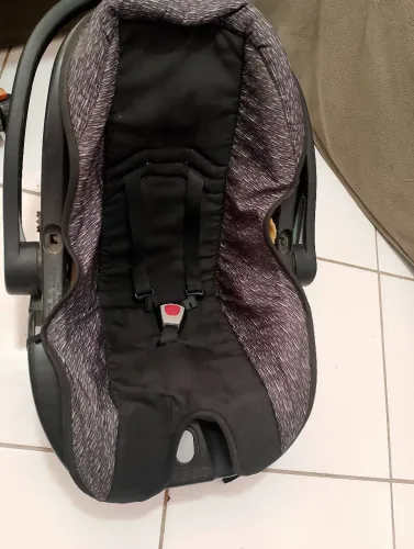 Vendo bebê conforto