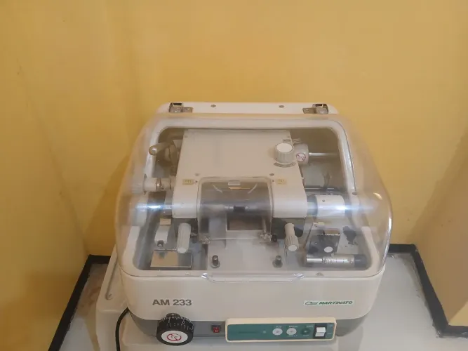 Facetadora martinato semi automática semi nova
