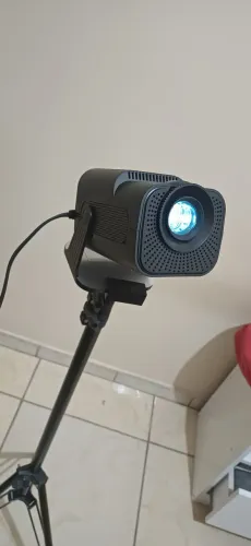 Kit Completo: Projetor  HY320  1080p + tripé +Tela Anti-Reflexiva 80 pol"