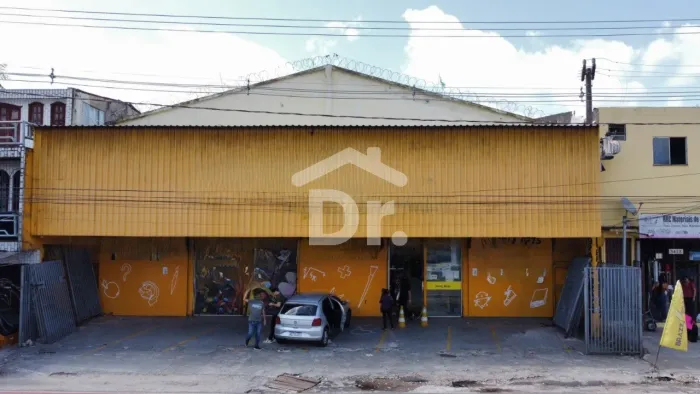 Galpão Comercial de Alto Padrão para Locação na Sacramenta, Belém-PA: 4 Salas, 2 Banheiros