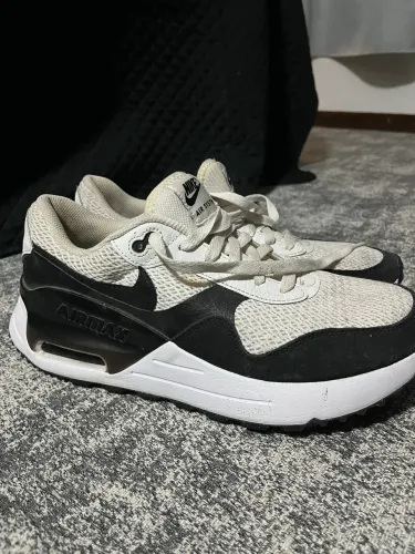 Tênis Airmax Systm 42