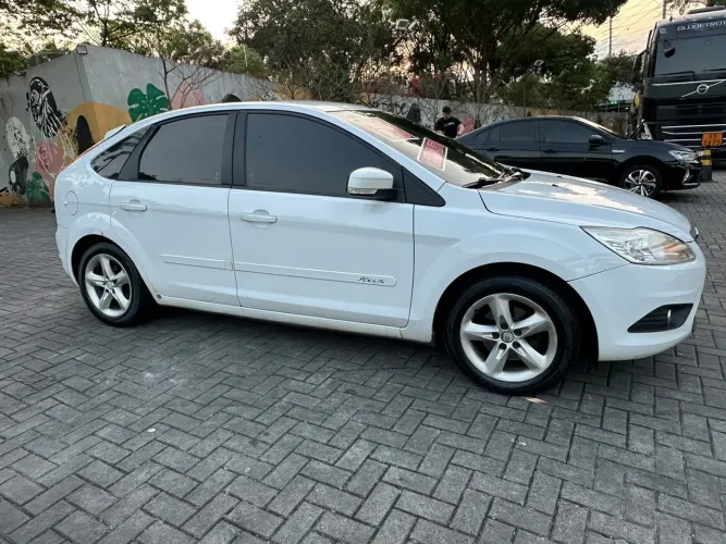 Ford Focus 1.6 S/se/se Plus Flex 8v/16v 5P 2013