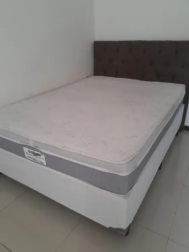 Cama box, colchão misto de casal