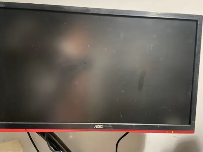 Vendo monitor gamer AOC 144hz 24?