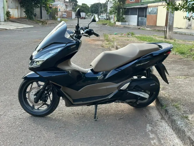 VENDO MOTO HONDA/PCX 160 DLX ABS