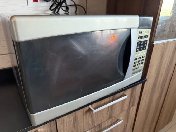 Microondas eletrolux 110 voltas