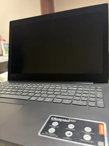 Computador LENOVO Ideapad 320