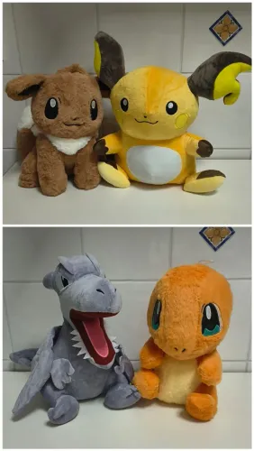 Kit com 4 pelúcias médias do Pokémon - 30cm + Mew de Brinde
