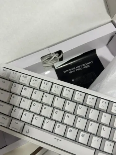 Teclado Mecânico PRO GAMER RGB 60% RISEMODE