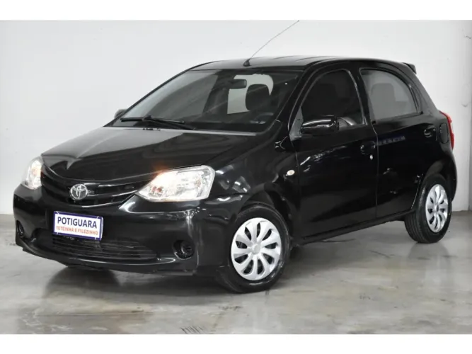 Toyota Etios XS 1.3 Flex 16V 5P Mec. 2013