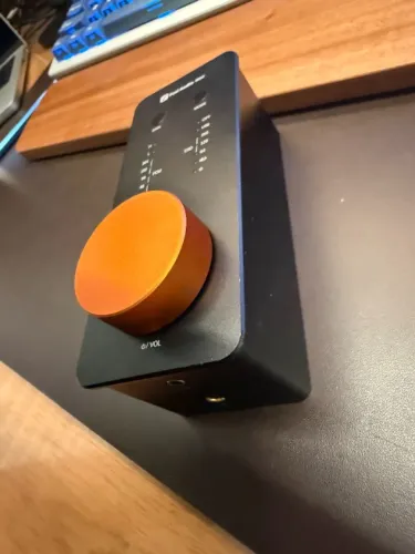 DAC / Amplificador Fosi Audio SK02 - Alta Potência
