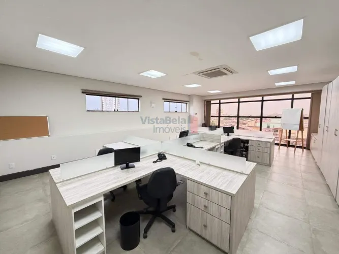 Sala Comercial mobiliada para Locação próximo ao Centro de Pindamonhangaba