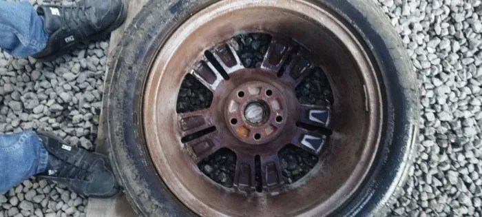 Jogo de rodas do Ford Fusion 2008 com 4 pneus semi novos