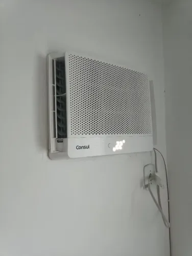 Ar-condicionado de parede Cônsul 7500btu 110v controle remoto