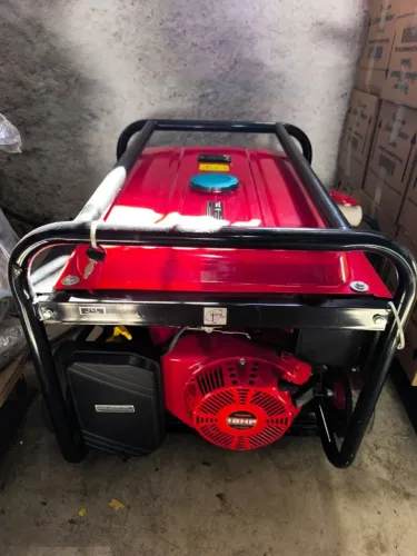 Gerador de Energia a Gasolina Nagano 10kVA Trifásico