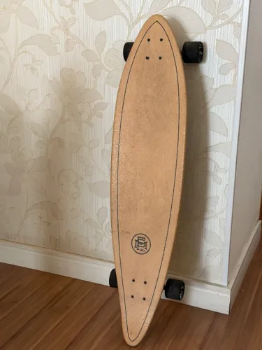 Longboard (Skate)