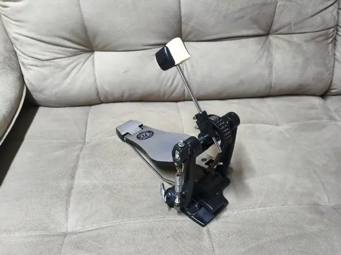 Pedal de Bumbo Nagano com Corrente Dupla e Batedor Tri-Face