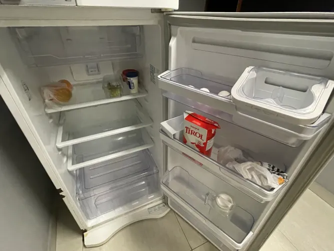 Geladeira Electrolux DF42 Frost Free 382L - Excelente Estado / Funcionando 100%